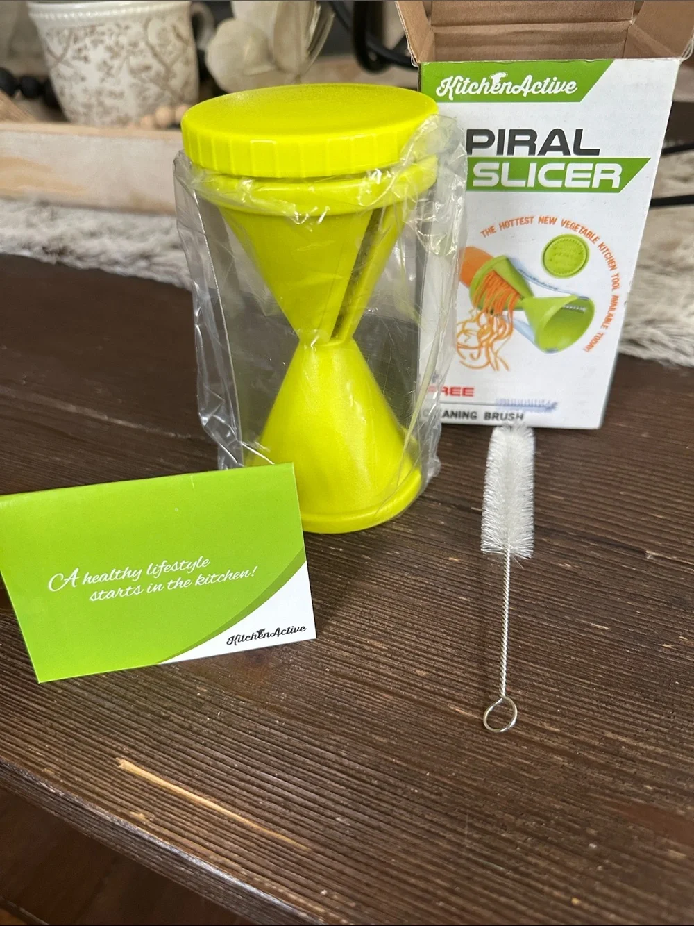 Spiral Vegetable Slicer - Handheld Spiralizer